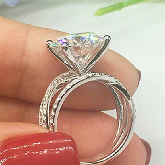 NWT LUXURY Round Shape 925 Sterling silver Ring - Picture 3 of 4